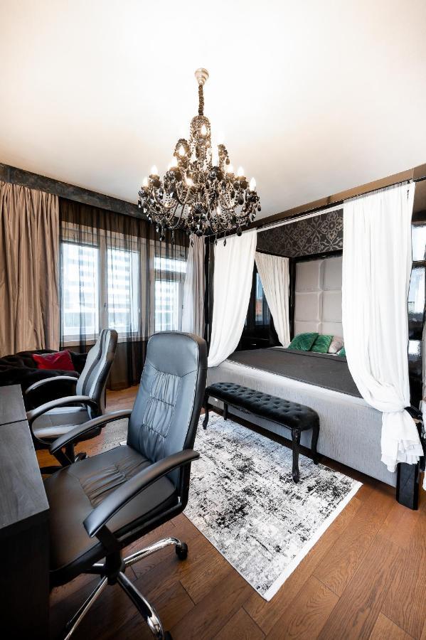 Premium Apt Kosice Center 3 Room 150M2 Hlavna Ulica Eksteriør billede